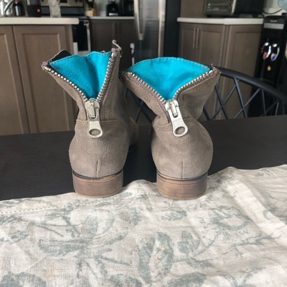 Steve Madden booties - Picture 4 of 5
